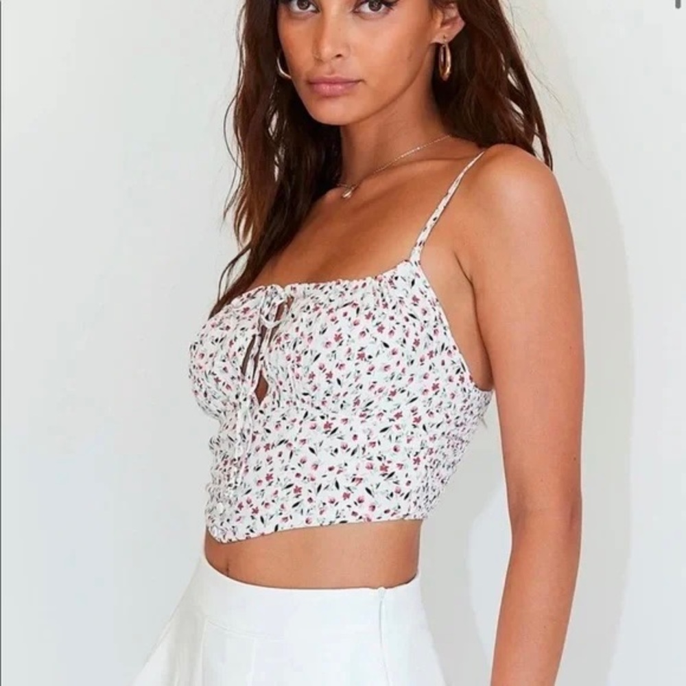 Princess Polly Top - Picture 2 of 4
